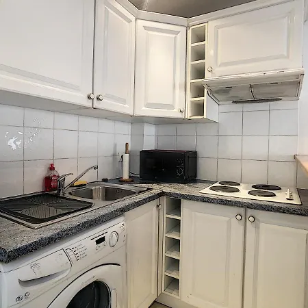 Apartment 28 Rue Mimont / Mou2208 / Studio Cannes