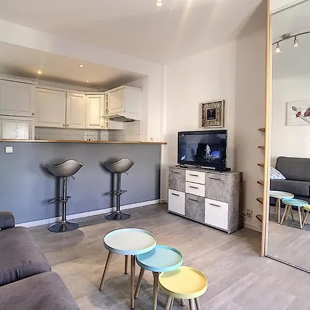 28 Rue Mimont / Mou2208 / Studio Apartment Cannes